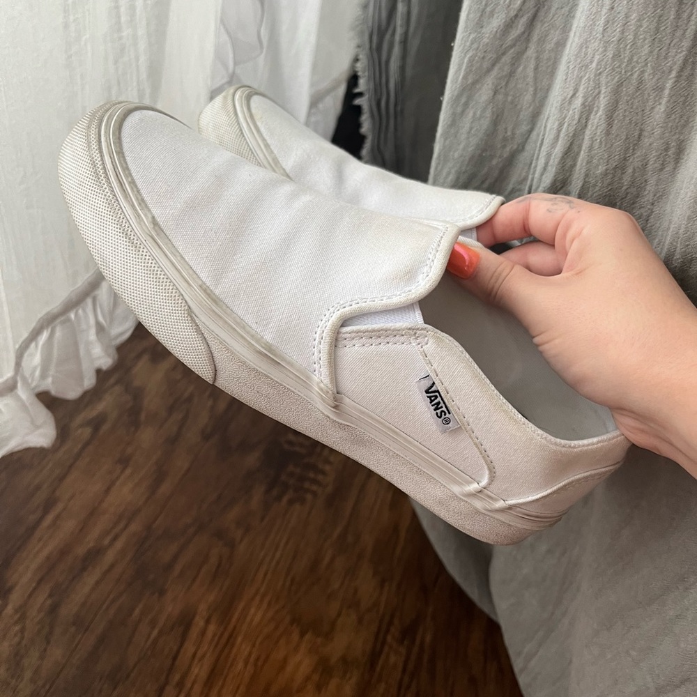 White slide on classic vans